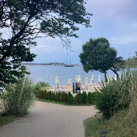 Miomare, Santa Marina Village,